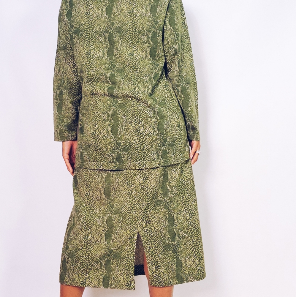 Python Skirt Set - Picture 3 of 5